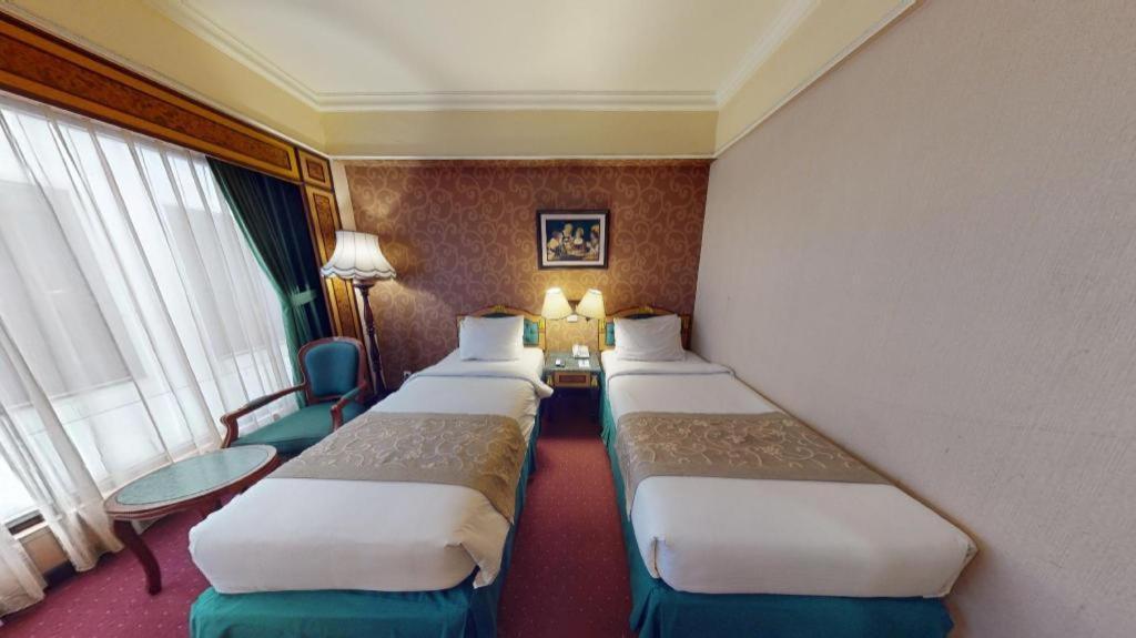 Gajahmada Graha Hotel Malang Esterno foto