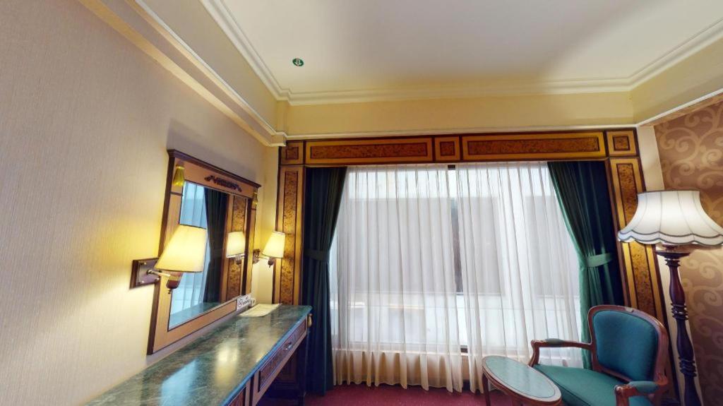 Gajahmada Graha Hotel Malang Esterno foto