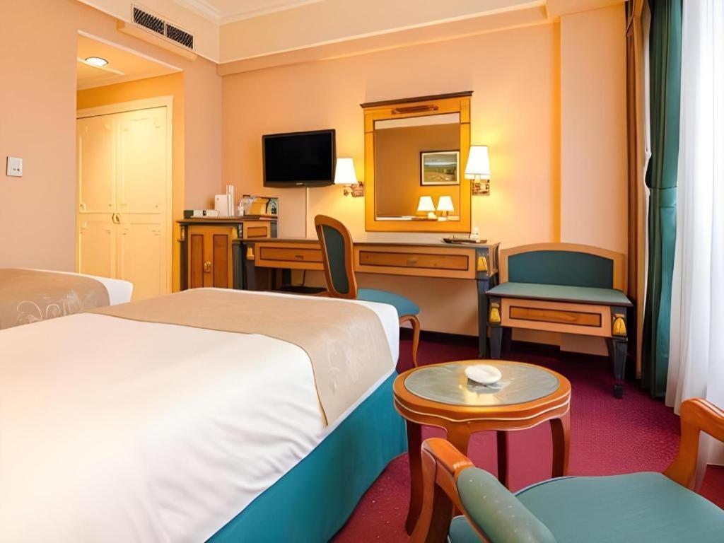 Gajahmada Graha Hotel Malang Esterno foto
